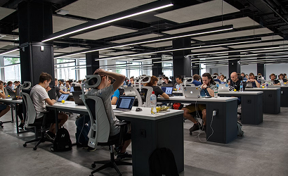 Virtual Reality (VR) Technology and the Future of Home Entertainment